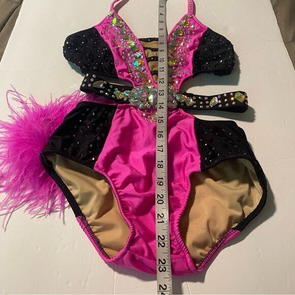 Glamour solo dance costume hot pink sassy embellished bling LC-large child/XLC - Picture 10 of 11